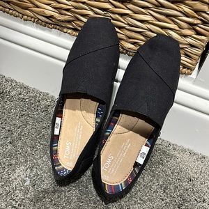 Toms black Alpargata Woven shoes size 6